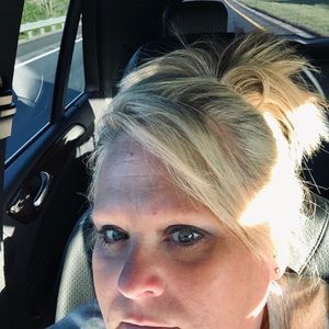 Meet your Posher, Tina